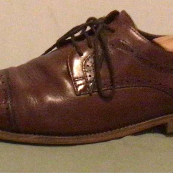 Stacy Adams A versatile shoe that will spend little time in your closet. main image 5